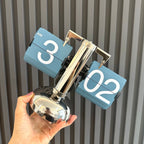Retro Mechanical Flip Desk Clock – Minimalist European Style