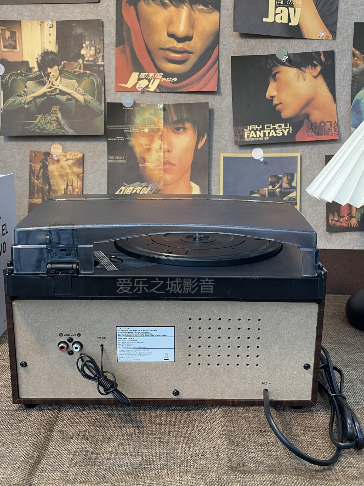 4-in-1 Retro Stereo Music Center Vinyl Record Player CD Cassette Bluetooth