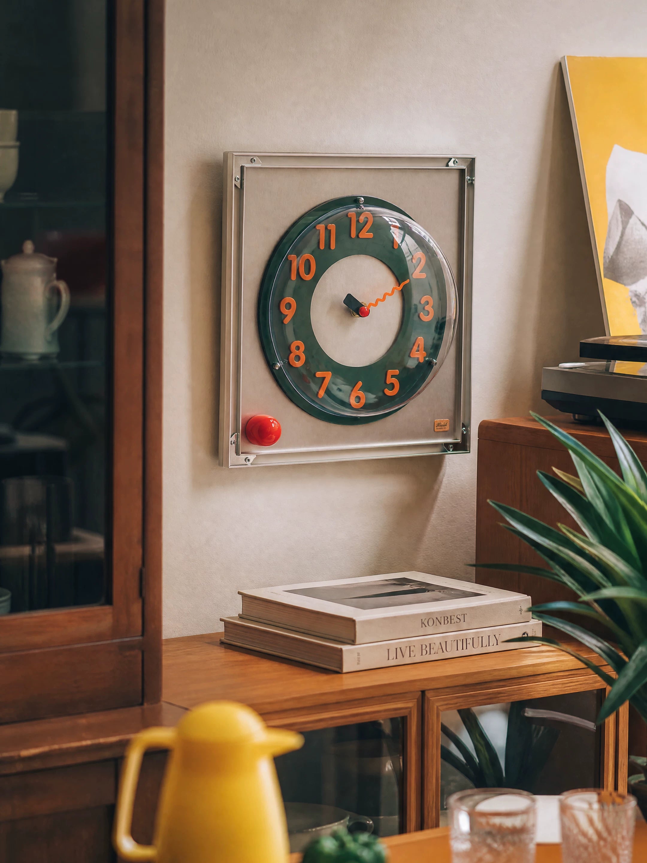 Alu-Pop Bauhaus Bubble Wall Clock