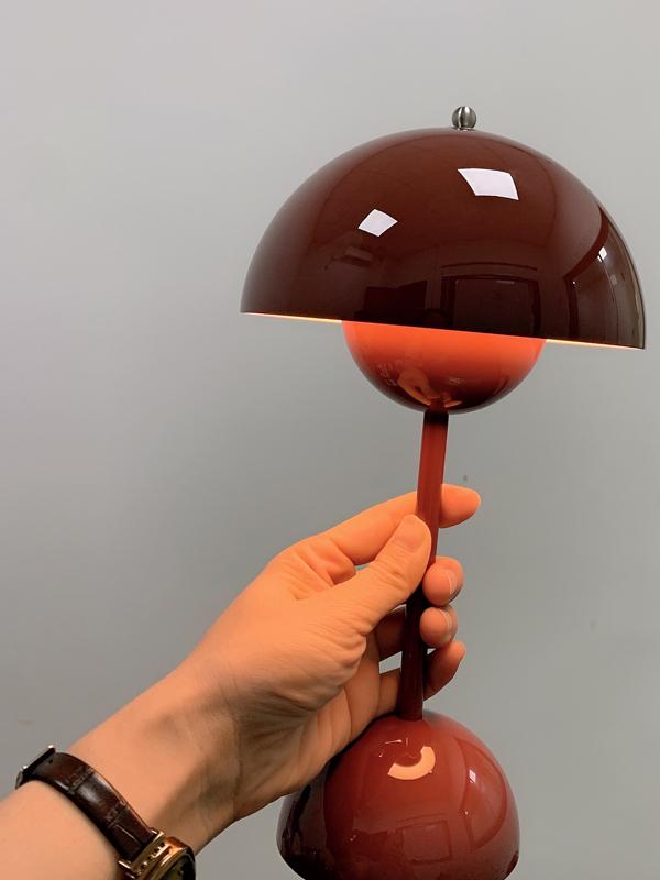 Danish-Style Nordic Mushroom Touch Desk Lamp (Rechargeable)