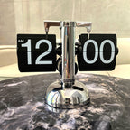 Retro Mechanical Flip Desk Clock – Minimalist European Style