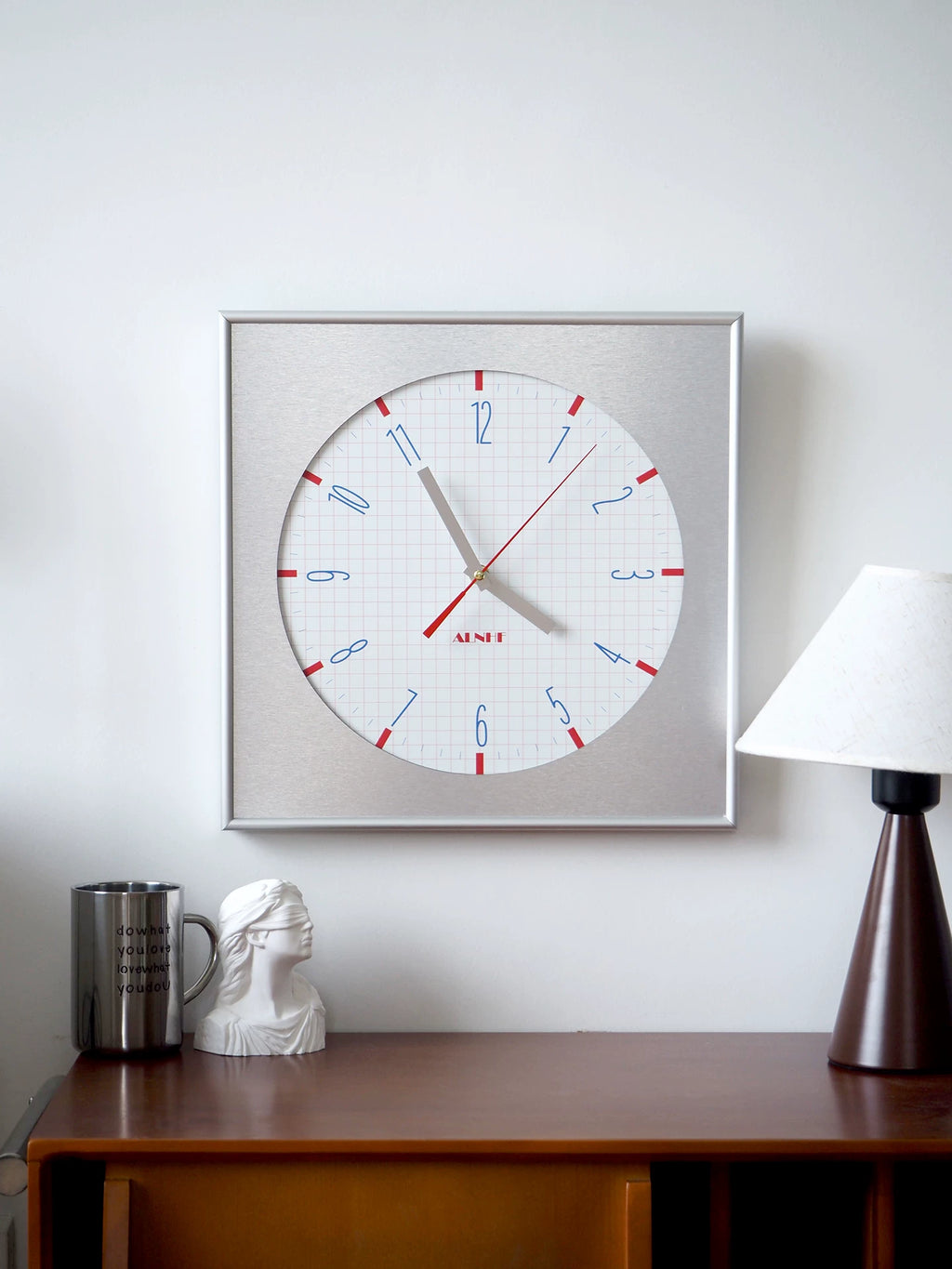 ALNHF Bauhaus Retro Grid Silent Wall Clock (35×35cm Aluminium Frame)